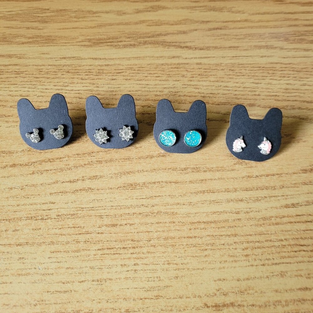 Set of 4 Stud Earrings